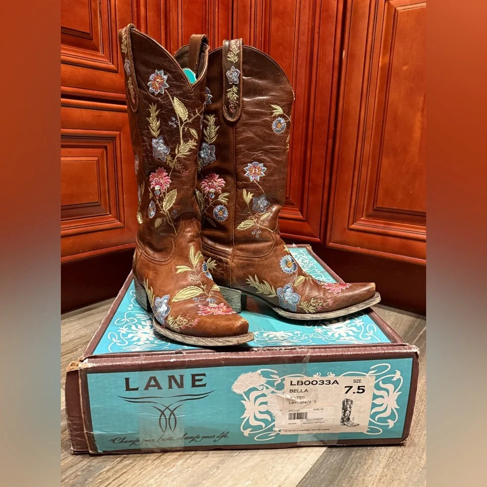 Lane Boots Bella Floral Embroidery Flower Wedding Cowboy Boots Western Rare 7.5 - Picture 1 of 9
